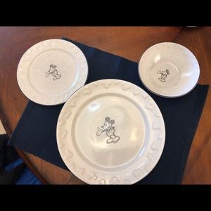 Discontinued Disney Parks Dishes